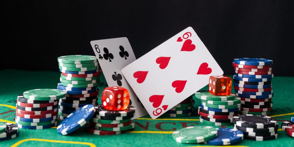 Cash game e torneo: le regole delle carte sono simili, il contesto cambia